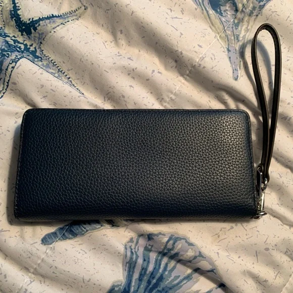 Michael Kors Large Continental Travel Wallet Blue With Silver Hardware New - Picture 2 of 7